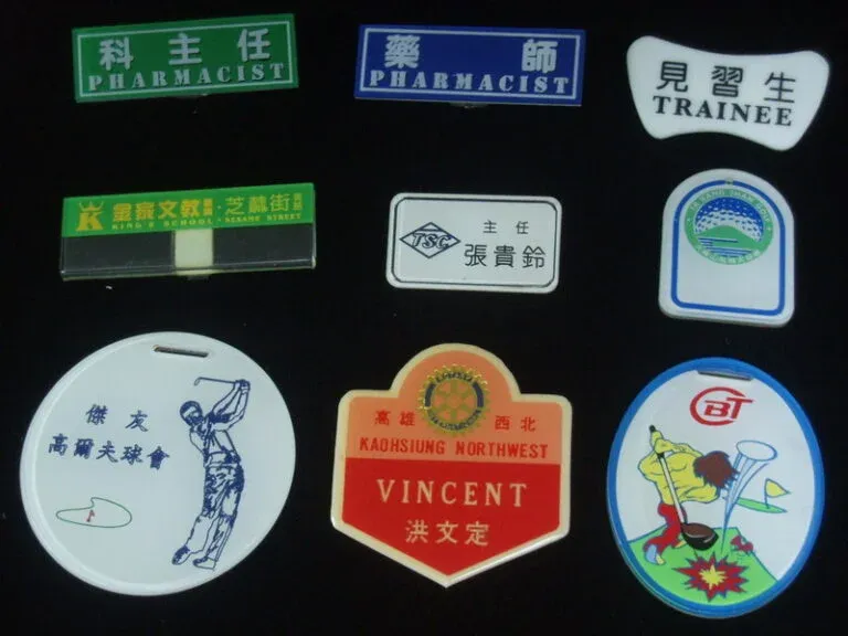 ６-壓克力職務名牌